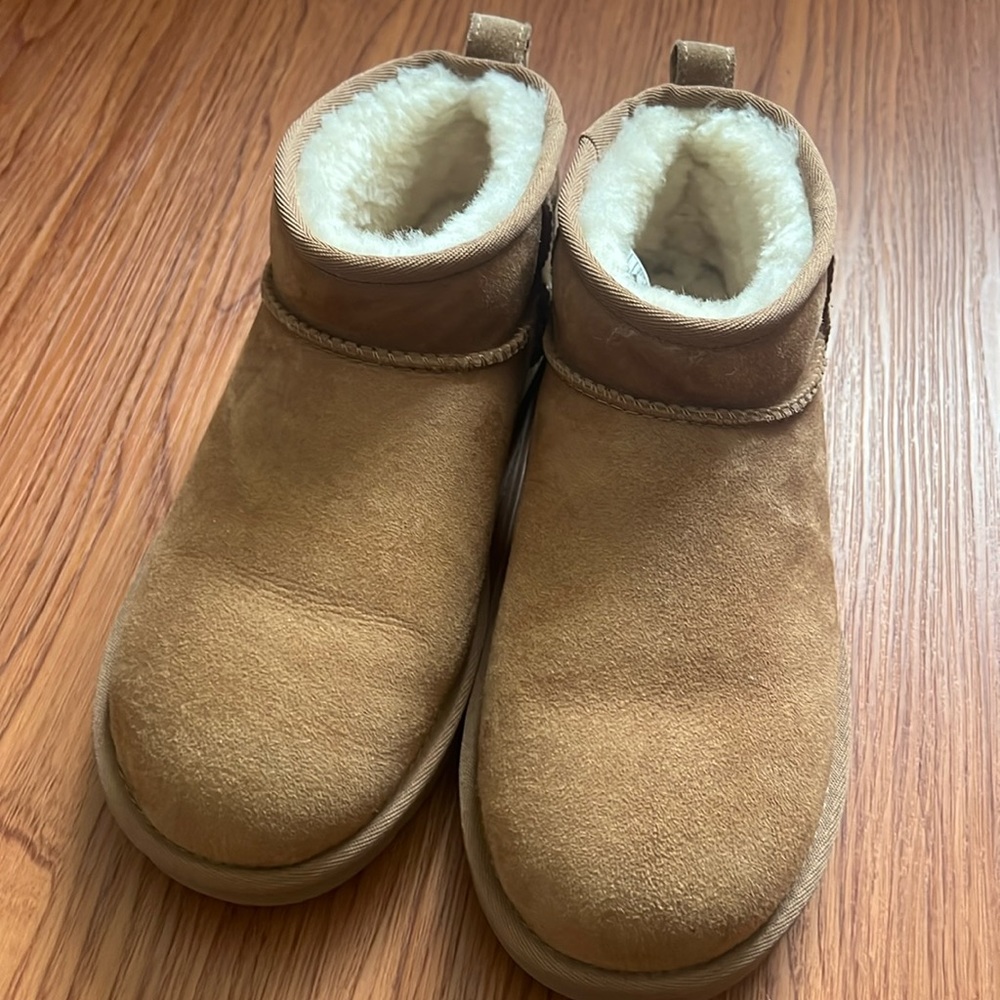 UGG Classic Ultra Mini Chestnut Size US 8 Women